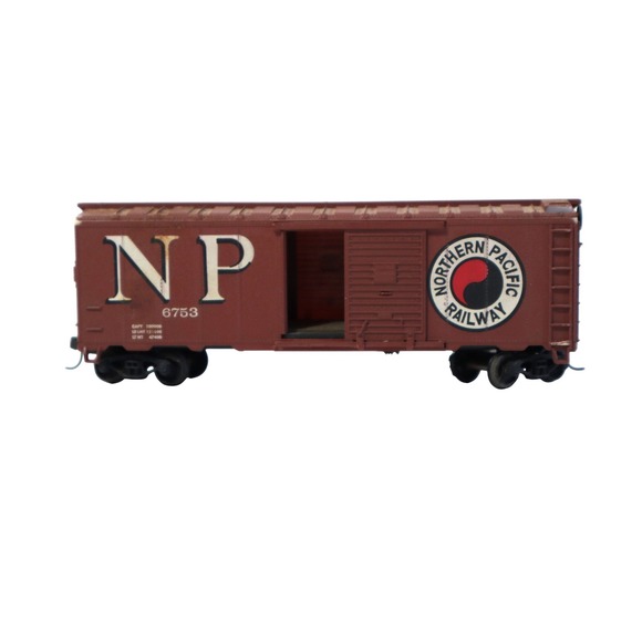 Other - Vintage Northern Pacific Railway Brown Boxcar 6753 HO Scale‎ Train Car